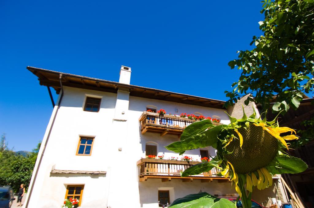 Sonnenheimhof Villa Malles Venosta Exteriör bild